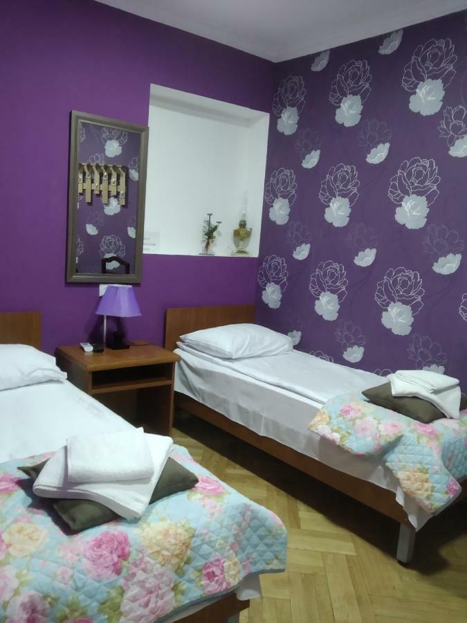 Tbilisi Downtown Guest House Exteriör bild